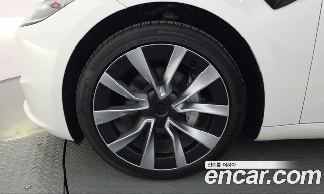 Tesla Model 3 2024 — photo 5