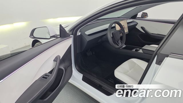 Tesla Model 3 2024 — photo 10