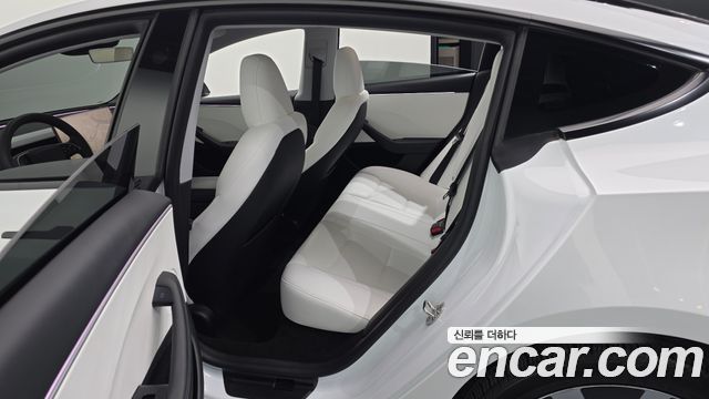 Tesla Model 3 2024 — photo 11