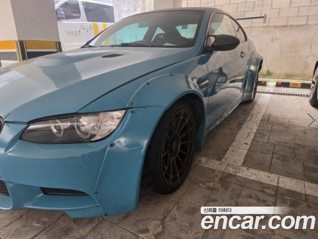 BMW M3 2010 — photo 2