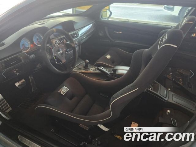 BMW M3 2010 — photo 4