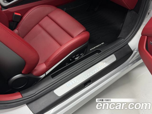 Porsche 911 2020 — photo 15