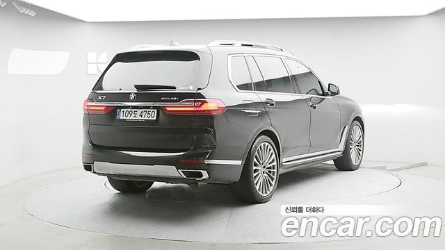 BMW X7 2021 — photo 4