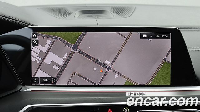 BMW X7 2021 — photo 11