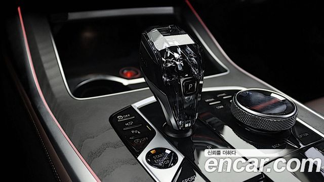 BMW X7 2021 — photo 19