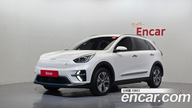 Kia Niro 2022 — photo 1