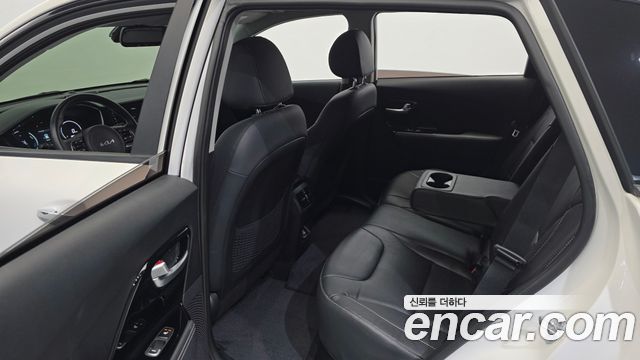 Kia Niro 2022 — photo 18