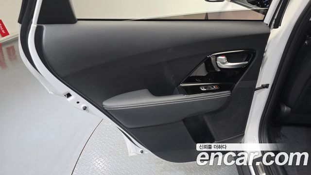 Kia Niro 2022 — photo 15