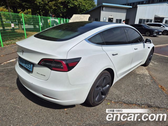 Tesla Model 3 2020 — photo 2