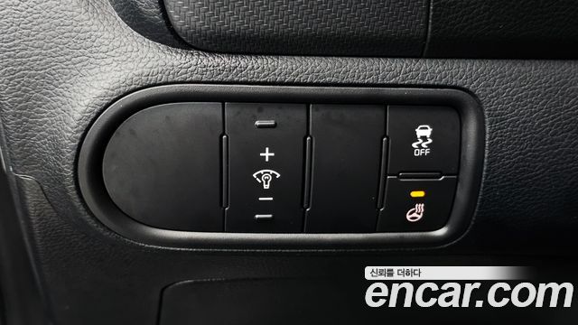 Kia K3 2016 — photo 18