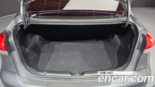 Kia K3 2016 — photo 26
