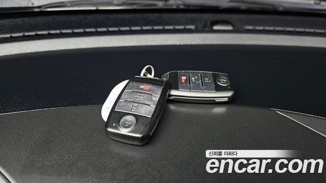 Kia K3 2016 — photo 29