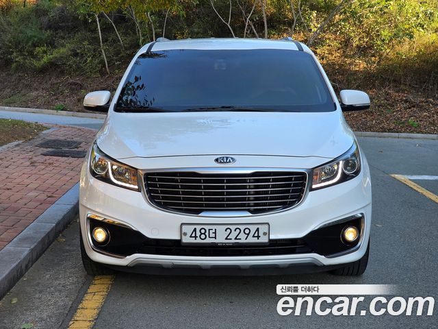 Kia Canival 2015 — photo 3