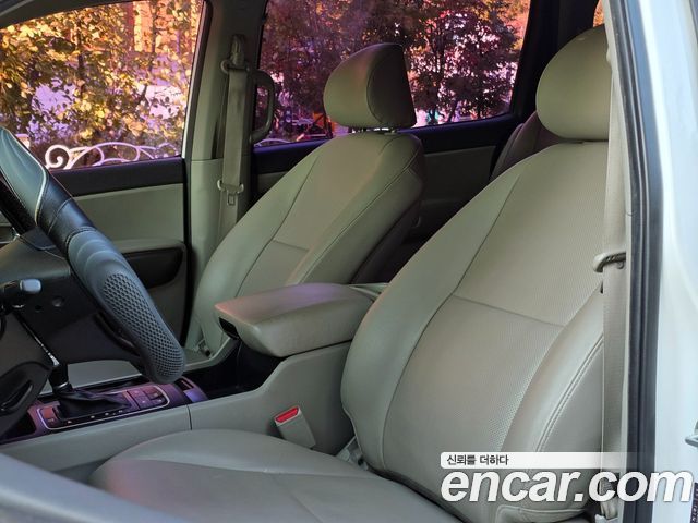 Kia Canival 2015 — photo 10