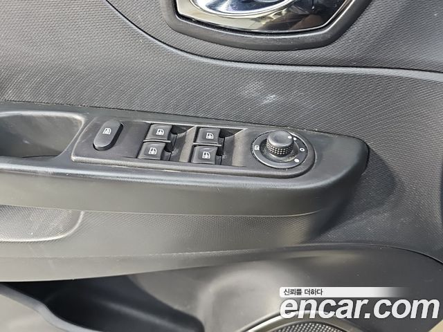 Renault Korea QM3 2015 — photo 11