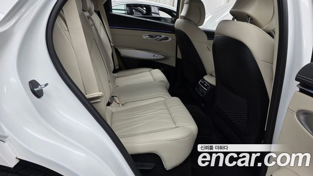Genesis GV70 2025 — photo 17