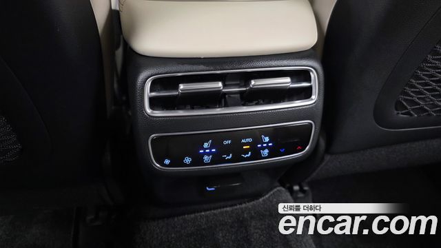 Genesis GV70 2025 — photo 24