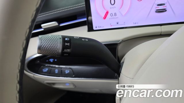 Genesis GV70 2025 — photo 27