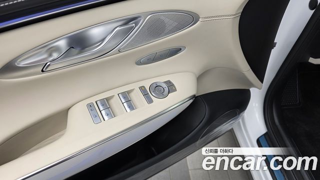 Genesis GV70 2025 — photo 29