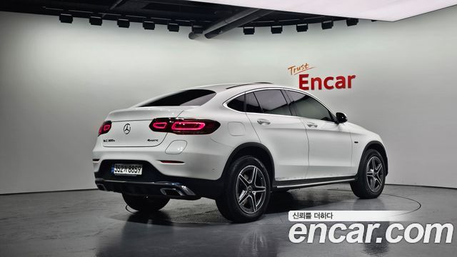 Mercedes-Benz GLC-Class 2021 — photo 2