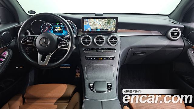 Mercedes-Benz GLC-Class 2021 — photo 10