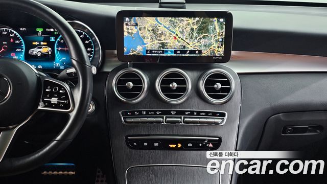Mercedes-Benz GLC-Class 2021 — photo 22