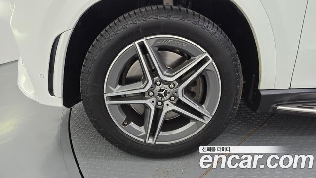 Mercedes-Benz GLE-Class 2021 — photo 5