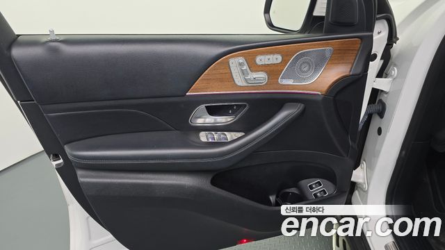 Mercedes-Benz GLE-Class 2021 — photo 14
