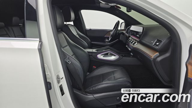 Mercedes-Benz GLE-Class 2021 — photo 16