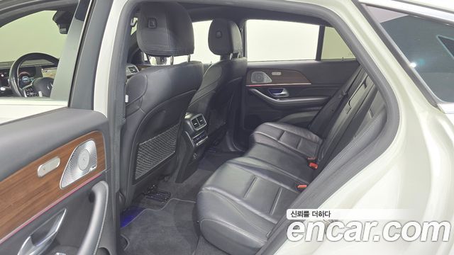 Mercedes-Benz GLE-Class 2021 — photo 30