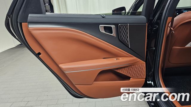Kia K8 2025 — photo 15