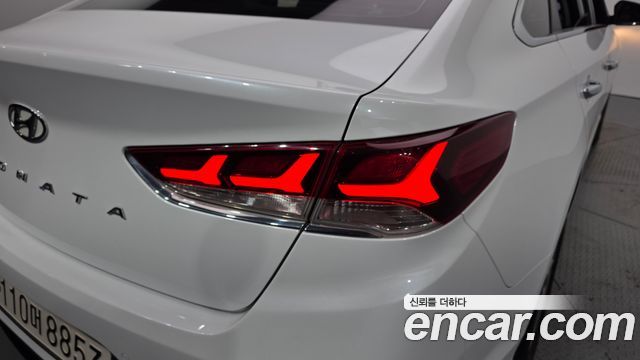 Hyundai Sonata 2018 — photo 9