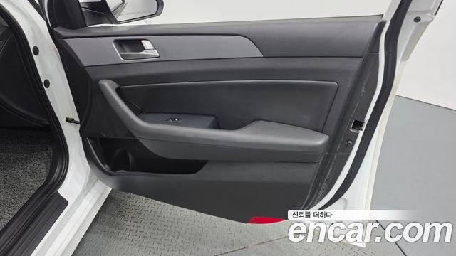 Hyundai Sonata 2018 — photo 14