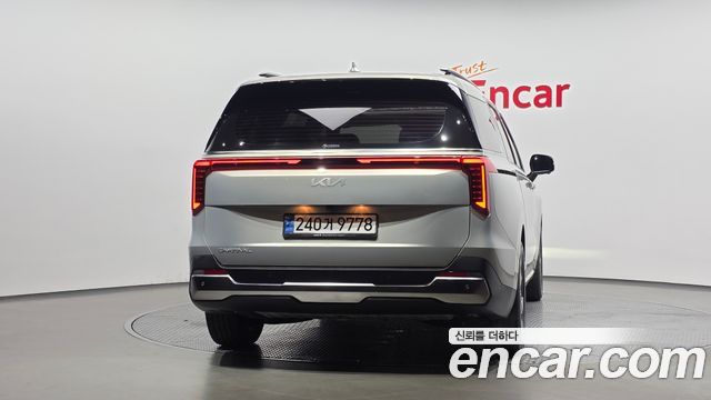 Kia Canival 2025 — photo 4