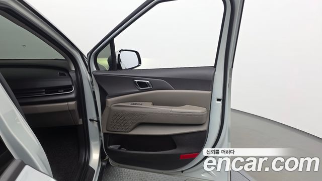 Kia Canival 2025 — photo 15