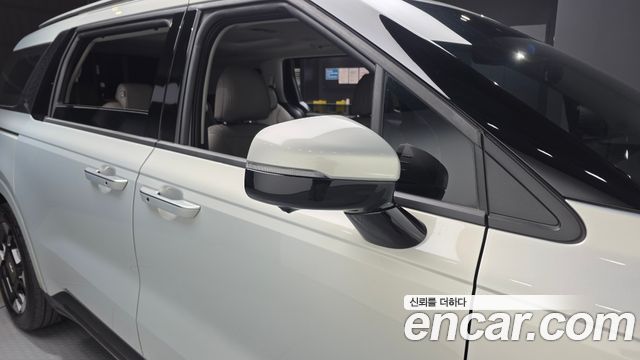 Kia Canival 2025 — photo 40