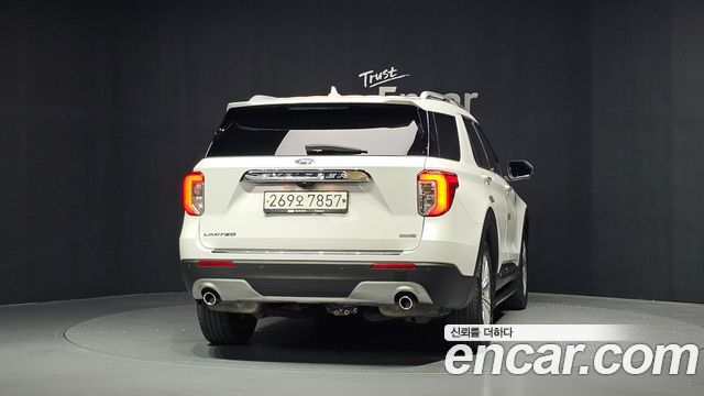 Ford Explorer 2020 — photo 4