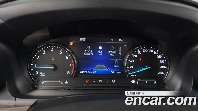Ford Explorer 2020 — photo 11