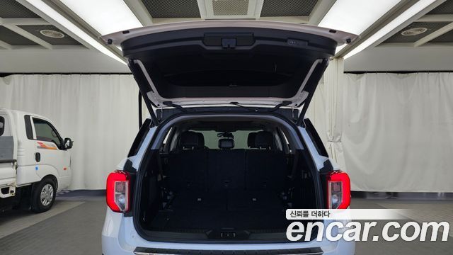 Ford Explorer 2020 — photo 25