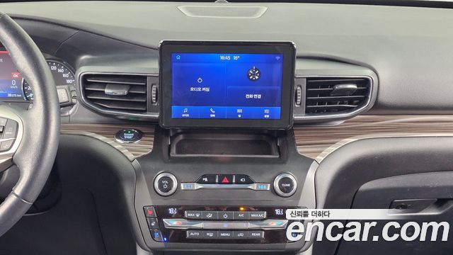 Ford Explorer 2020 — photo 26