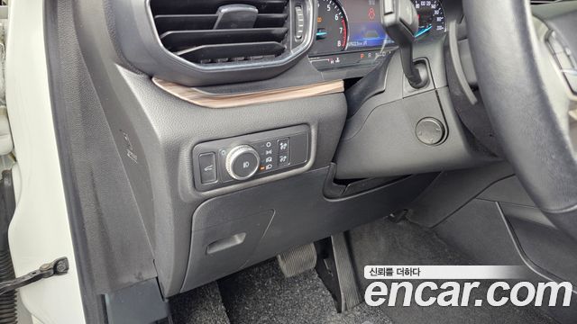 Ford Explorer 2020 — photo 28
