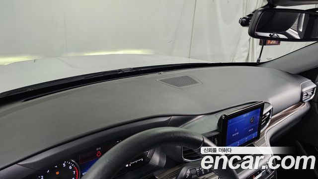 Ford Explorer 2020 — photo 35