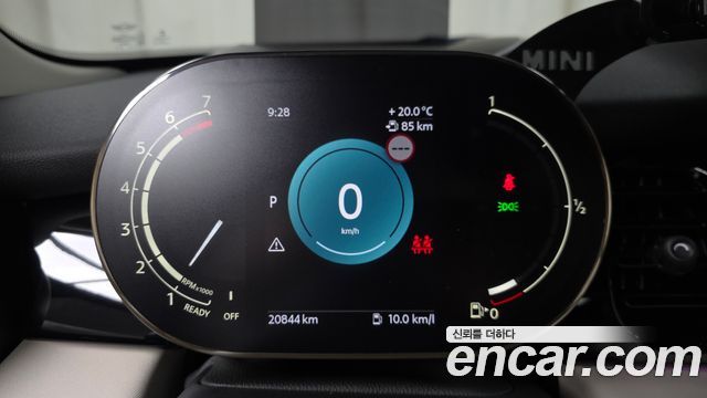 Mini Cooper 2022 — photo 11