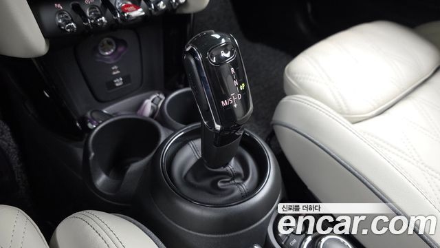 Mini Cooper 2022 — photo 12
