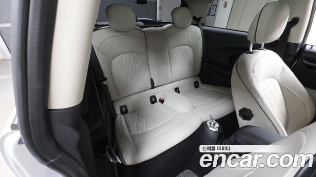 Mini Cooper 2022 — photo 18