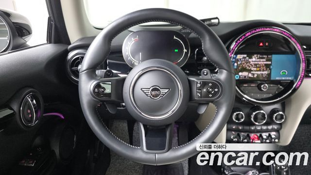 Mini Cooper 2022 — photo 19