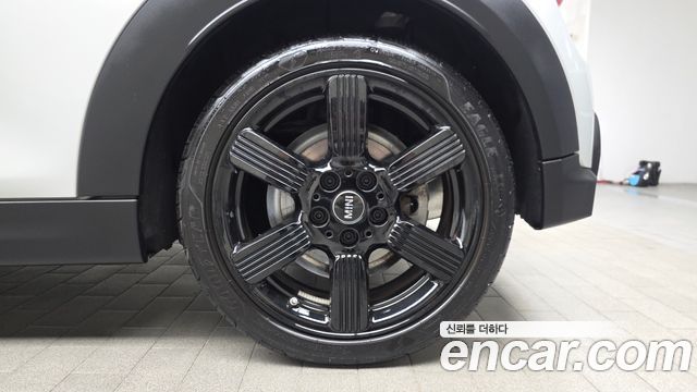 Mini Cooper 2022 — photo 7