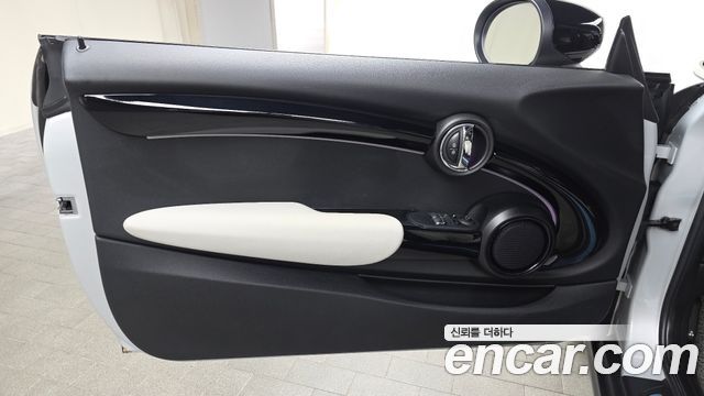 Mini Cooper 2022 — photo 14