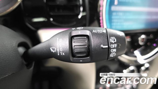 Mini Cooper 2022 — photo 28