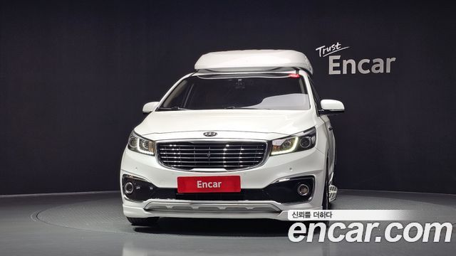 Kia Canival 2017 — photo 3